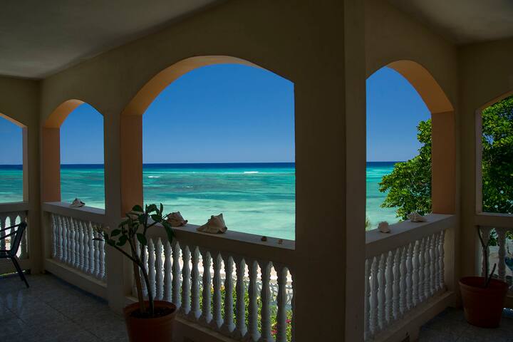 Calypso Villa Jamaica 1 bedroom (unit 5)
