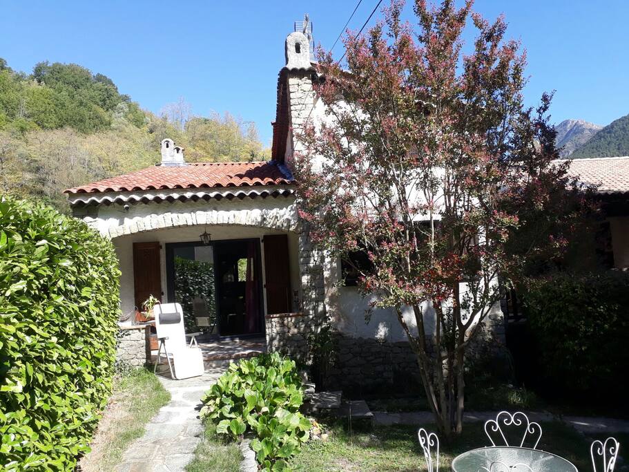 La maison côté Est automne