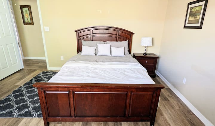 Главна спалня  с двойно легло