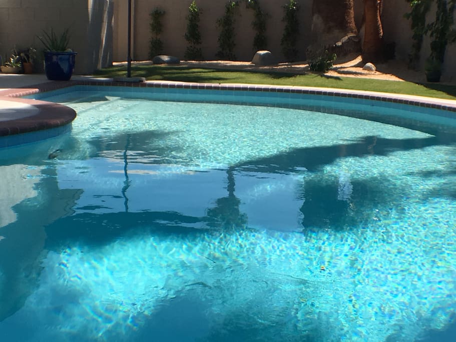 Deep pool