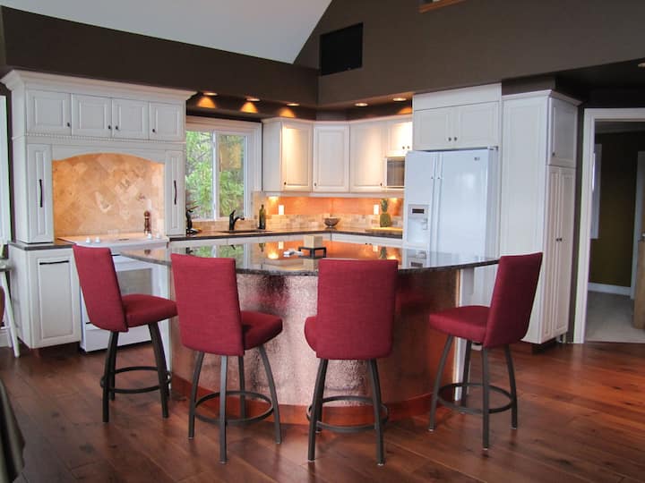 SaintPierredeWakefield Holiday Rentals & Homes Québec, Canada Airbnb