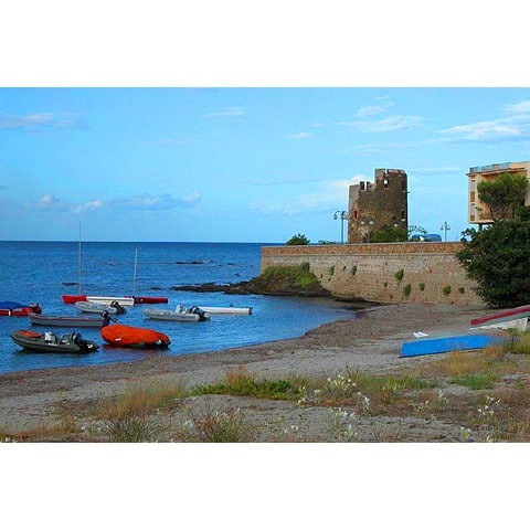 Popular Airbnb listing: Vista Mare Bed & Kitchen in Siniscola