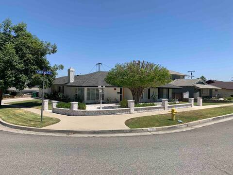 Newly renovated home in the heart of SoCal