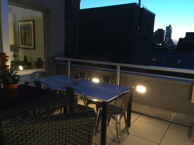 Luxury apt in the heart of Williamsburg gallery image 2