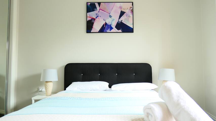 Deluxe 4 Bedroom Holiday home gallery image 3