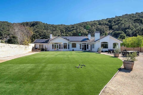 Avila Valley Farmhouse with Pickleball Court