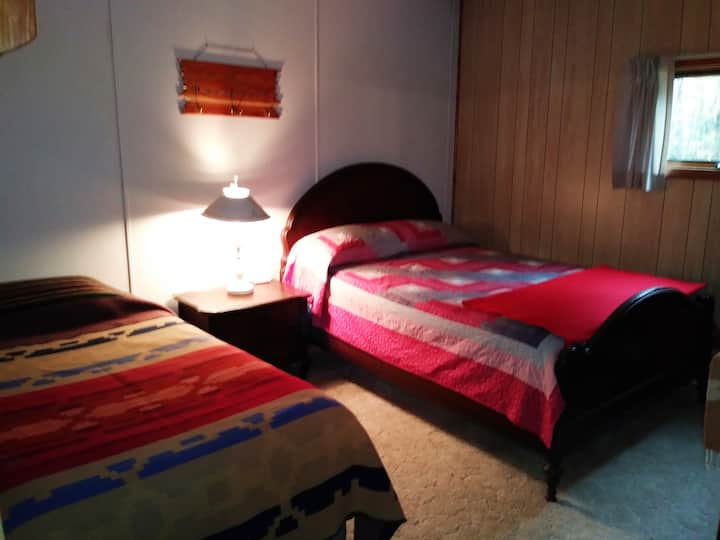 Segundo dormitorio: camas individuales y dobles