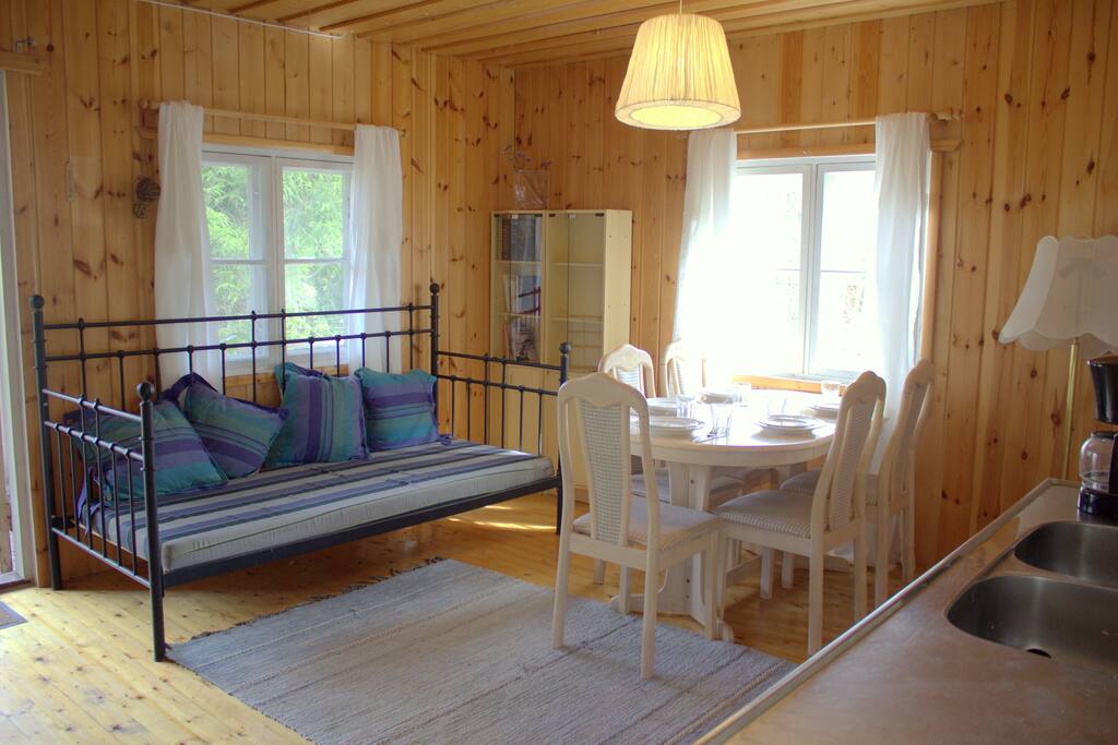 Pihlajatupa / Rowan cottage