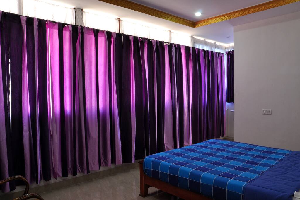Bed room