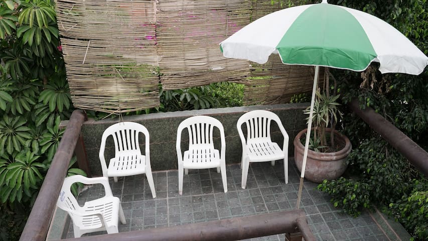Hotel Calle Berlin managed Airbnb listing 3