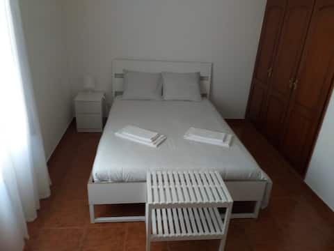 Jose's Guesthouse - Room nº1