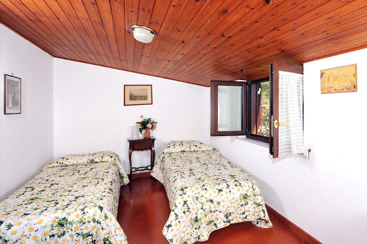 غرفة نوم شقة ليا 1