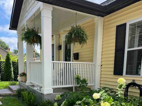 The Beehive Cottage Newburgh 2bdrm