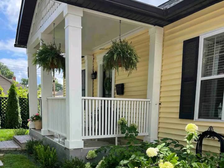 The Beehive Cottage Newburgh 2bdrm Houses for Rent in Newburgh