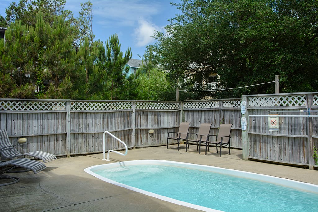 OSJ05: Flip Flop | Pool Area