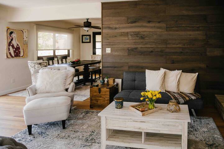 Beautiful Family Vacation Home Close To The Beach