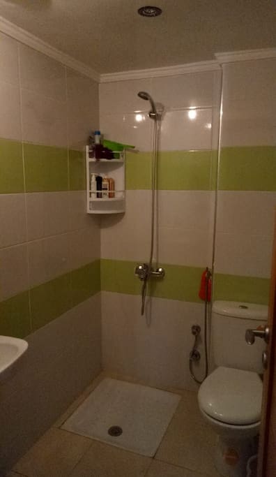 salle de bain et douche