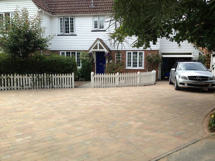 Lovely Kent cottage