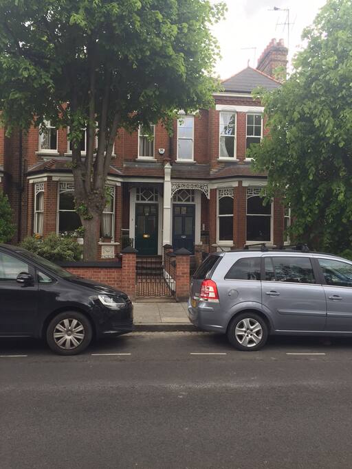 The house seen from outside. The flat is on the 1st floor.