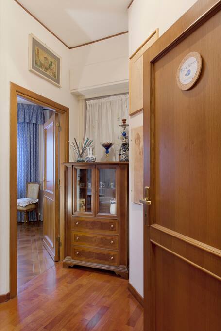 Waiting room, private ensuite (left side) and double room.
