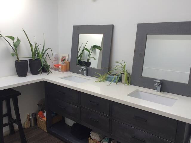 Christie House Toronto gallery image 5