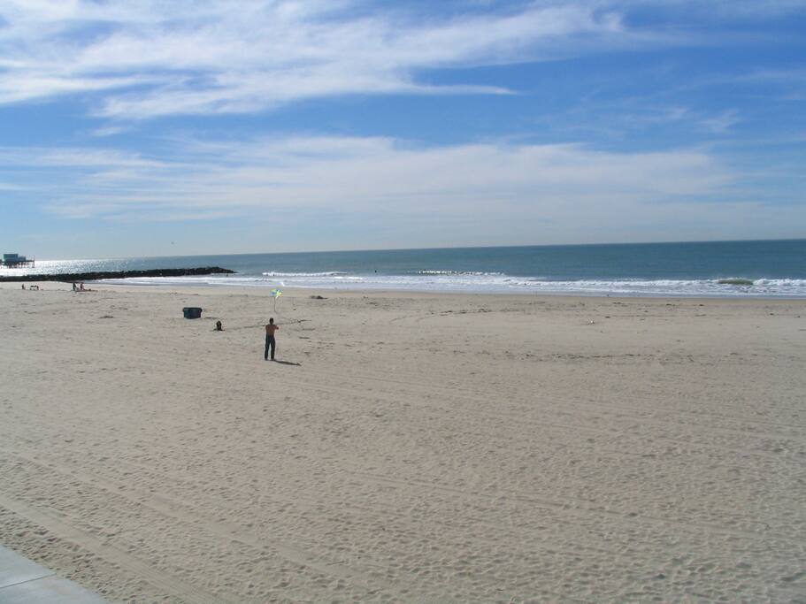 View east, of the Newport Pier