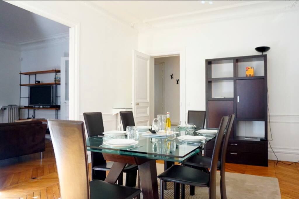 Salle à manger / Dinning room