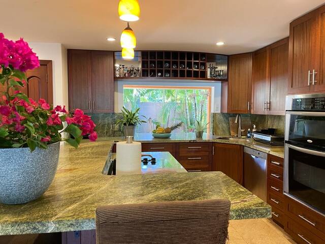 STYLISH VILLA ! GREAT LOCATION ,CLEAN AND PRIVATE gallery image 4