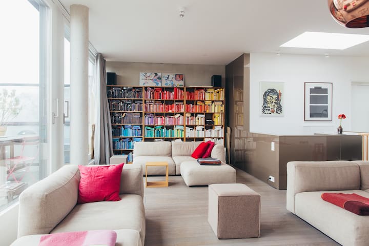 180 m2 penthouse in Mitte mit Sauna gallery image 5