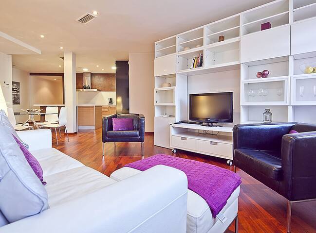 Ciutadella Park Born gallery image 2