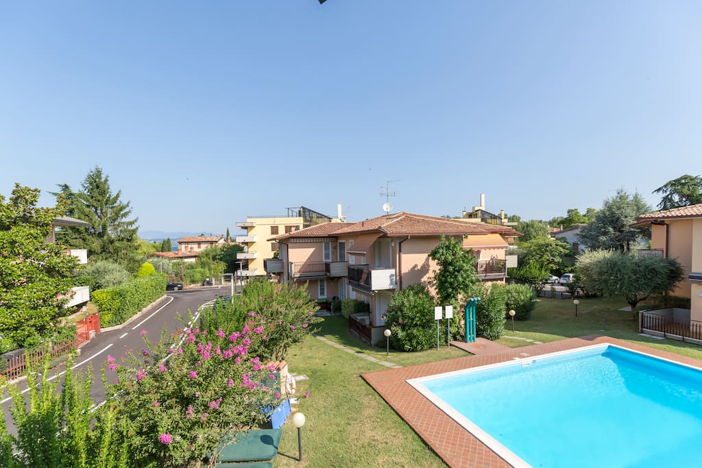 Il Residence e la piscina