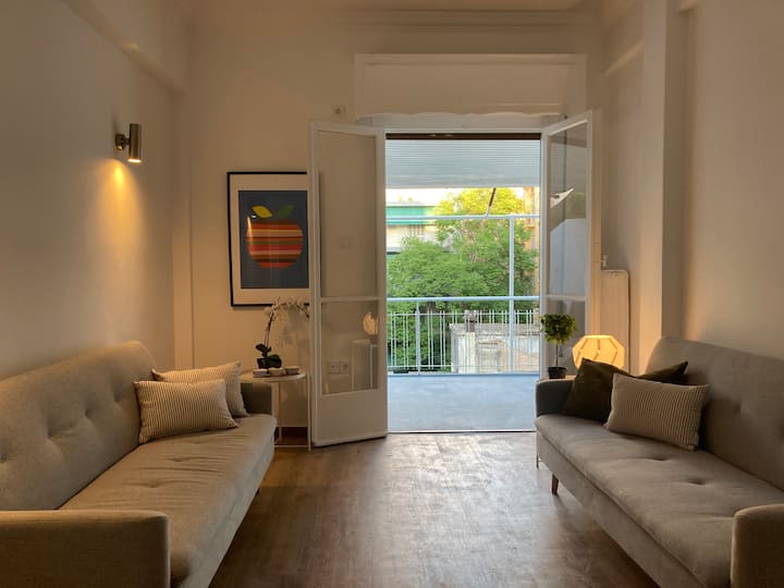 Great 2 bedroom apartment with sunny terrace Flats for Rent in Athens