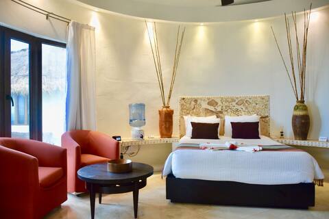 Your ocean front suite. Playa Plams 301
