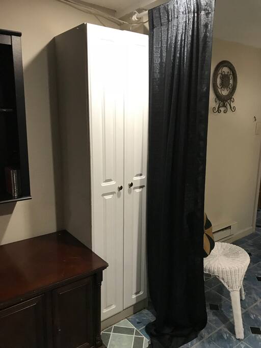 Folded Clothes Cabinet
