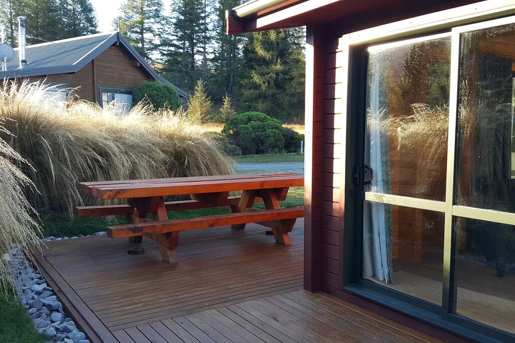 Outdoor eating space
