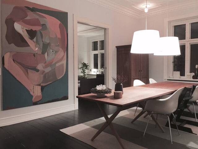 Charmerende og rummelig på skønne Frederiksberg C