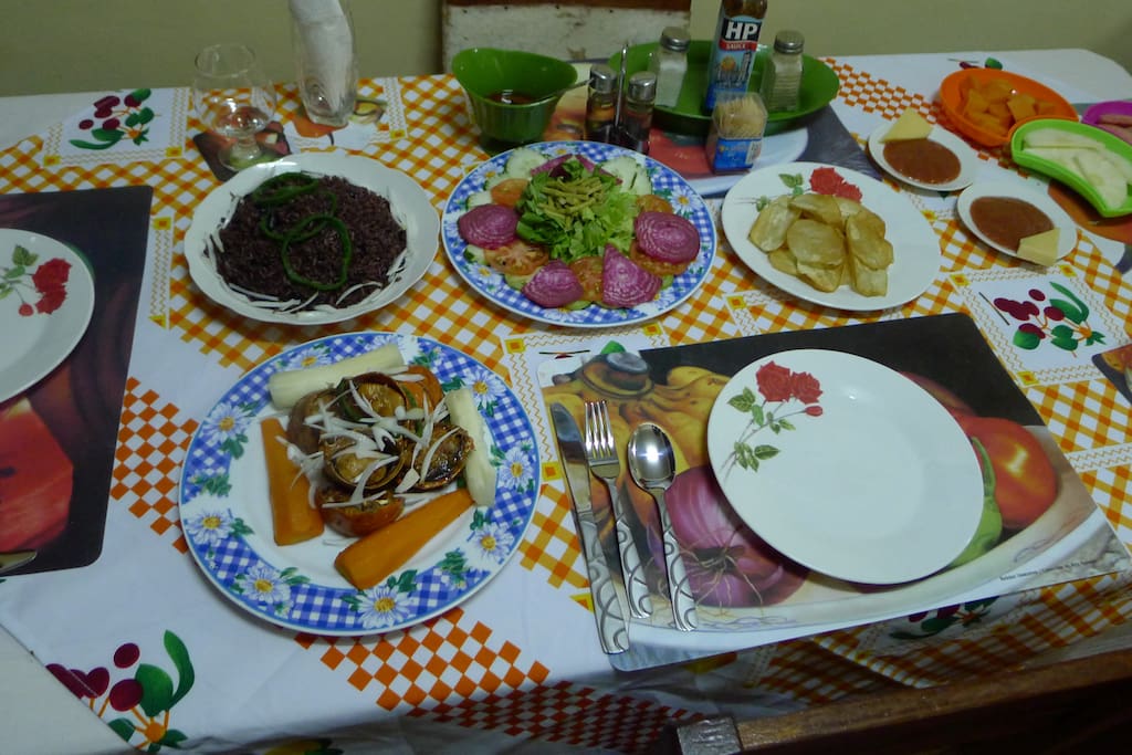 Aqui tienen una cena maravillosa