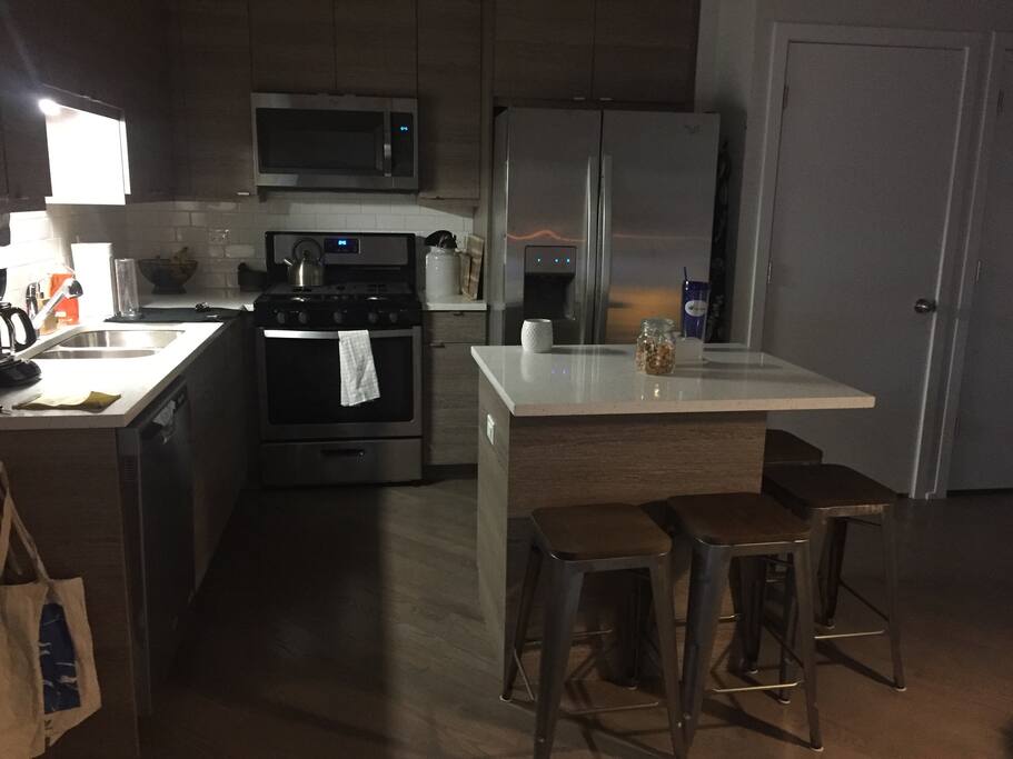 Kitchen with updated appliances!