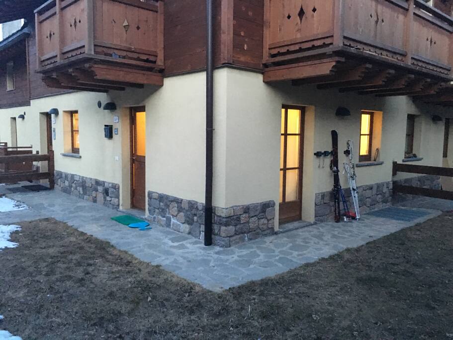 "Le 3 marmotte" : monolocale con giardino