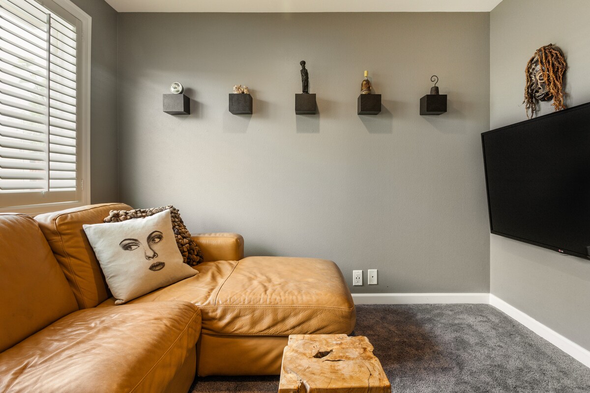 Centrally Located Townhouse