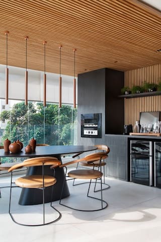 Apto próximo a praia e a Avn Olegario