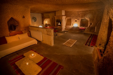 Kaya Odalar - Asmali Cave House