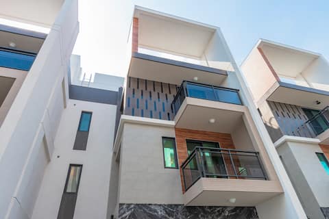 Private building - Hualien Bao Building Villa (KTV, Mahjong, Bathtub) up to 20 people
