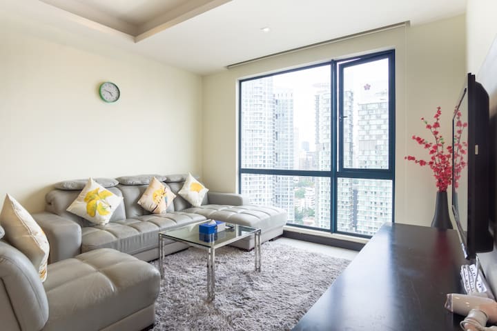 Yelloduck Rooms & Apartments managed Airbnb listing 2