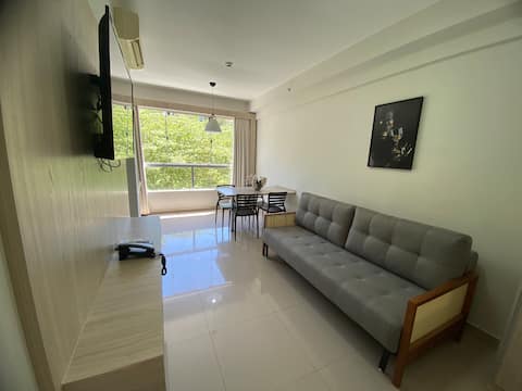 Flat confortável e com lazer 206.