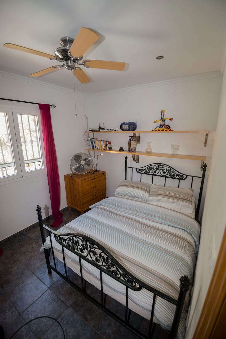 Მეორე ორადგილიანი საძინებელი
