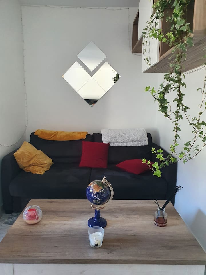 Joli 2 Pièces à Menton, Terrasse, Parking Privé. - Menton