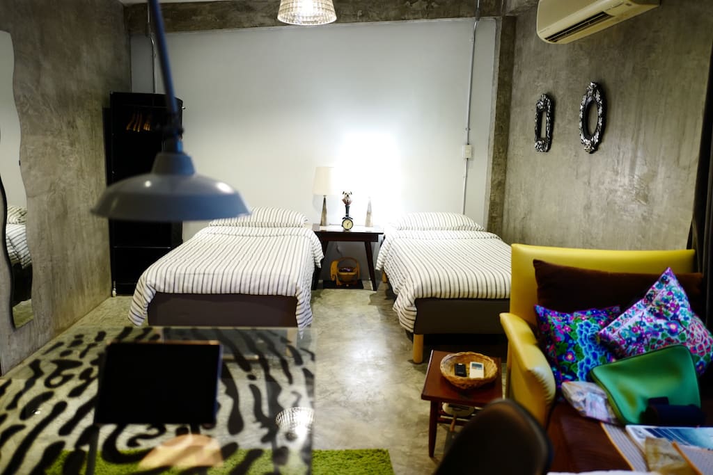 Space #1: A 27.5 sq.m.-studio with plenty of space for up to 4 guests, with 2 single beds that can be set up together for couples or separately for traveling friends! and 2 more comfortable floor mattresses of same quality as the beds upon request.