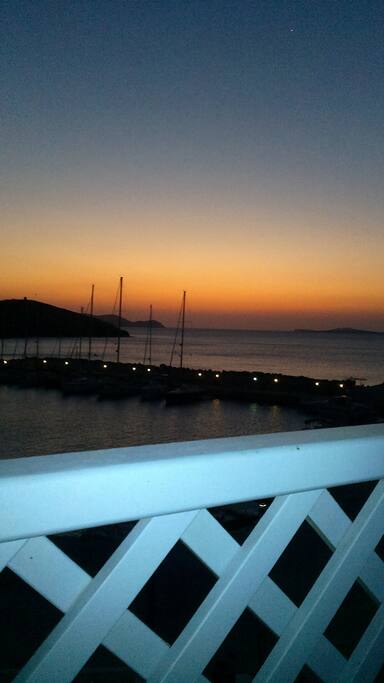 Θέα από μπαλκόνι
balcony view