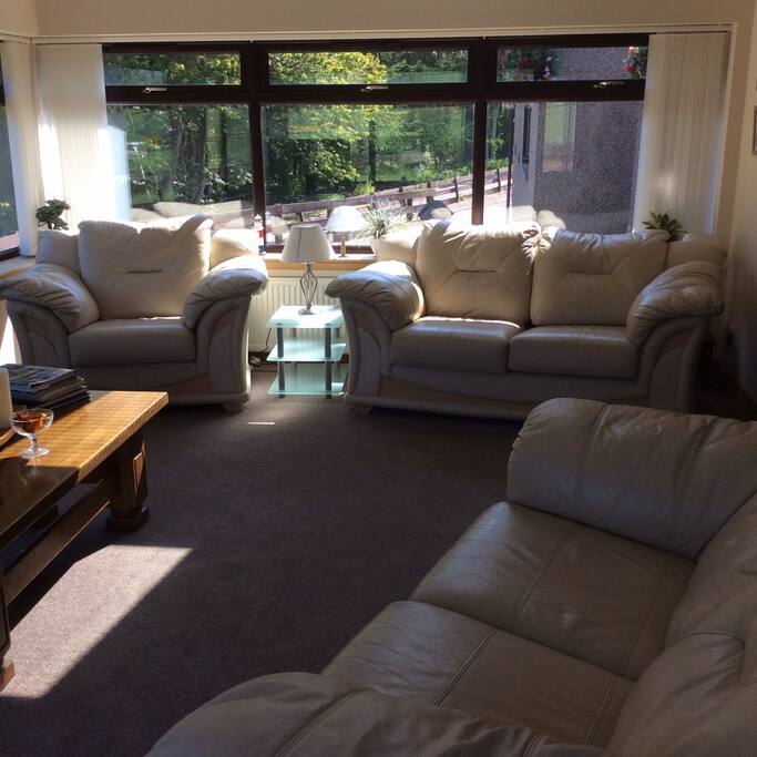 Guest lounge
